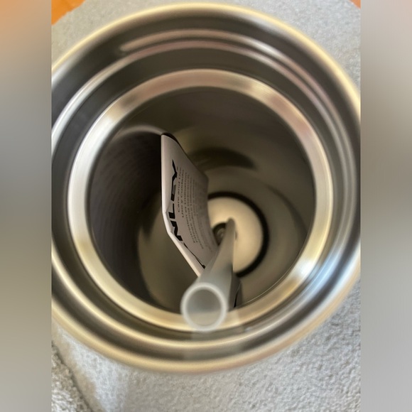 Stanley Iceflow Bottle - Picture 4 of 4